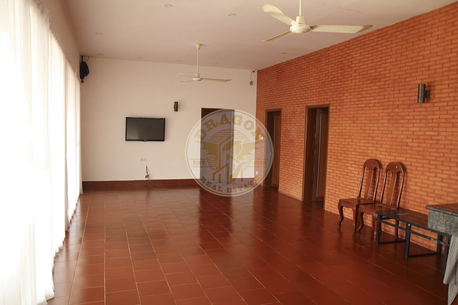 Villa 350m2 for Rent. Rooms for Rent in Sihanoukville Cambodia