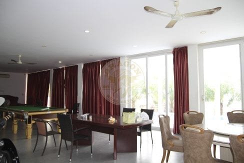 Villa with 6 Bedrooms and Bathroom. Sihanoukville Property