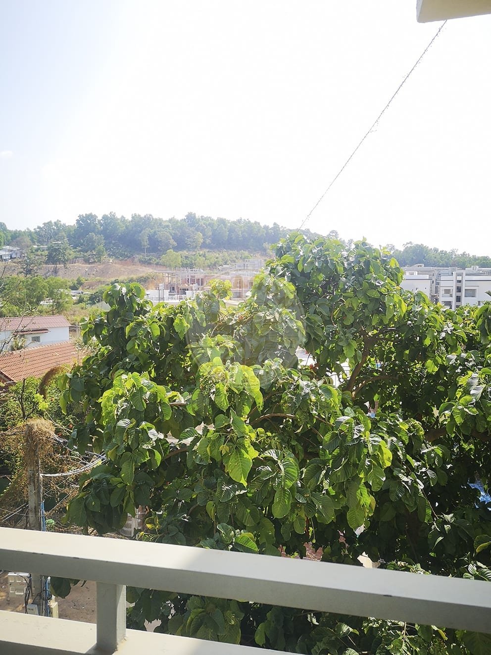 Apartment w/ Two balconies for Rent. Real Estate Sihanoukville