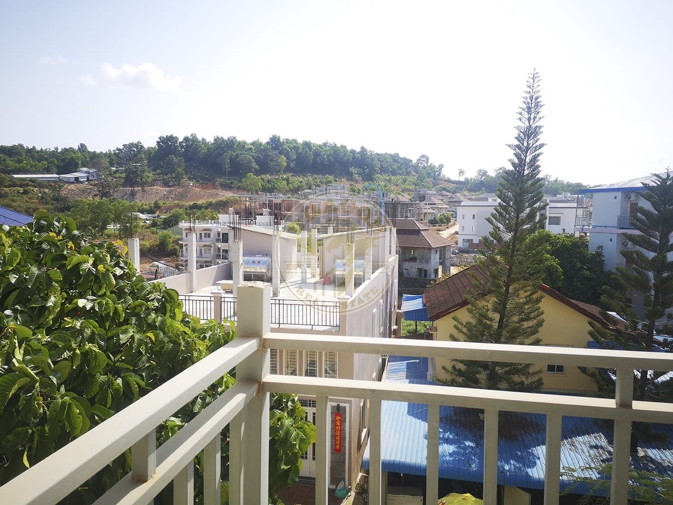 Apartment w/ Two balconies for Rent. Sihanoukville Cambodia Property Sale