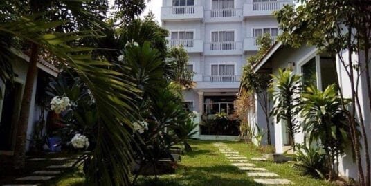 Hotel With Bungalow Near Beach For Rent